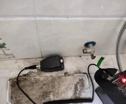 平度屋顶漏水维修公司分享下卫生间漏水的危害及解决方法